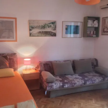 Orange Place Appartamento Belgrado